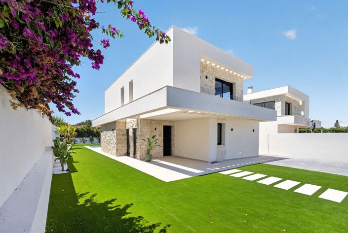 Image No.33-4 Bed Villa for sale
