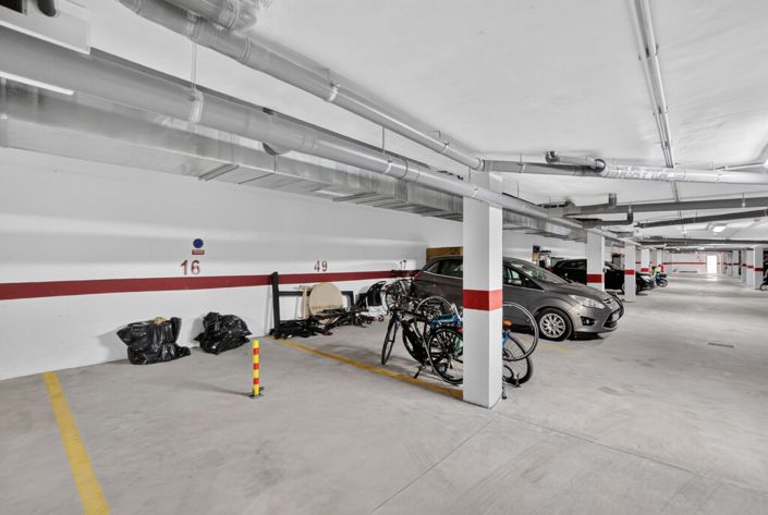 Image No.30-2 Bed Property for sale
