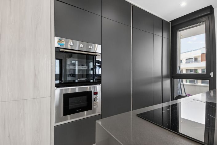 Image No.12-3 Bed Apartment for sale
