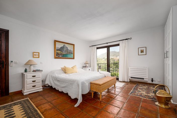 Image No.24-4 Bed Villa for sale