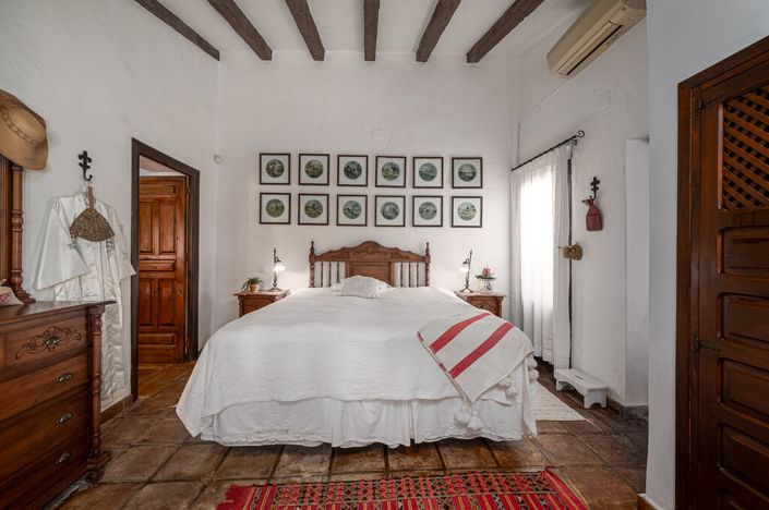 Image No.29-4 Bed Villa for sale