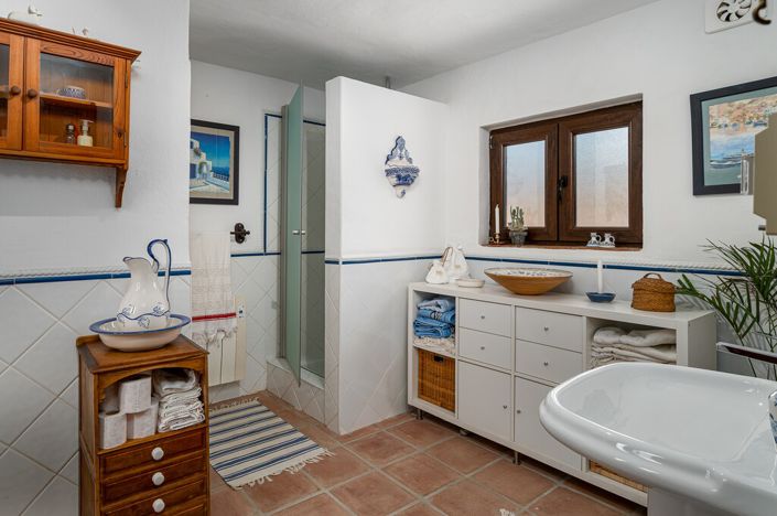 Image No.30-4 Bed Villa for sale