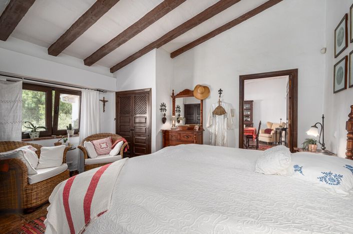 Image No.32-4 Bed Villa for sale