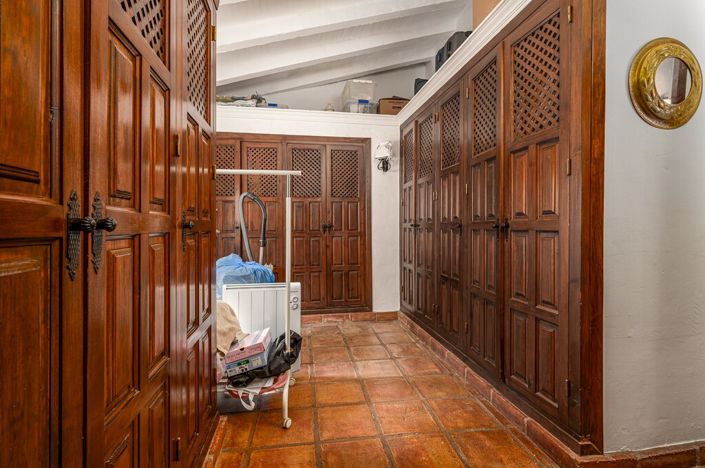 Image No.38-4 Bed Villa for sale