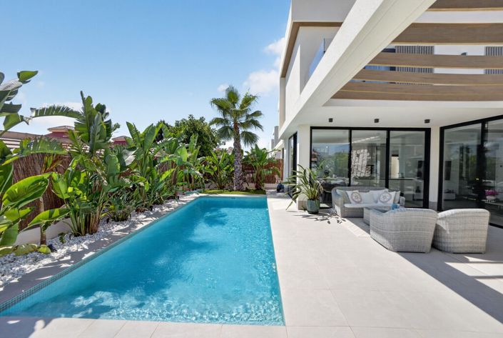 Image No.21-3 Bed Villa for sale