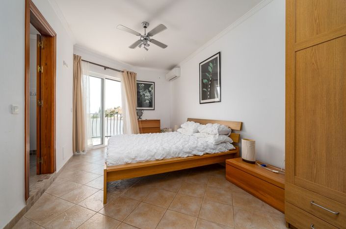 Image No.11-3 Bed Villa for sale