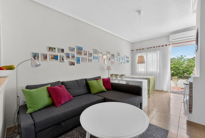 Image No.10-2 Bed Townhouse for sale