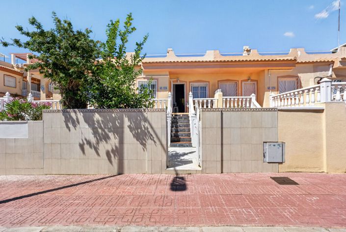 Image No.3-2 Bed Townhouse for sale