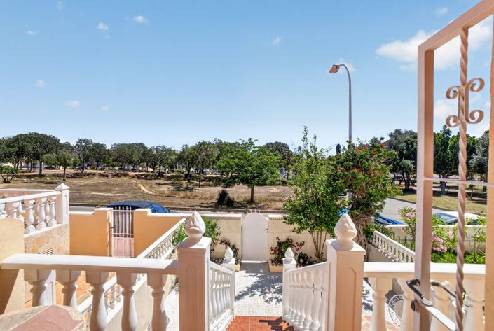 Image No.5-2 Bed Townhouse for sale