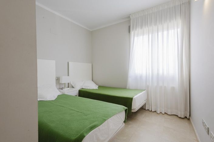 Image No.19-2 Bed Property for sale
