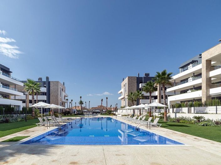 Image No.28-3 Bed Property for sale