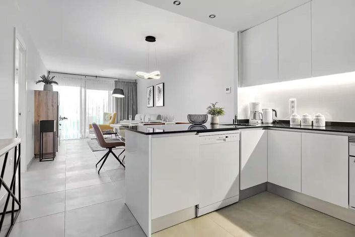Image No.9-3 Bed Property for sale