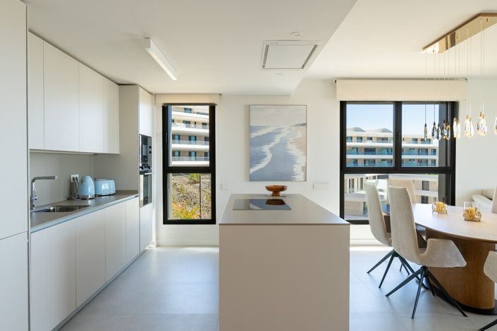 Image No.14-3 Bed Apartment for sale