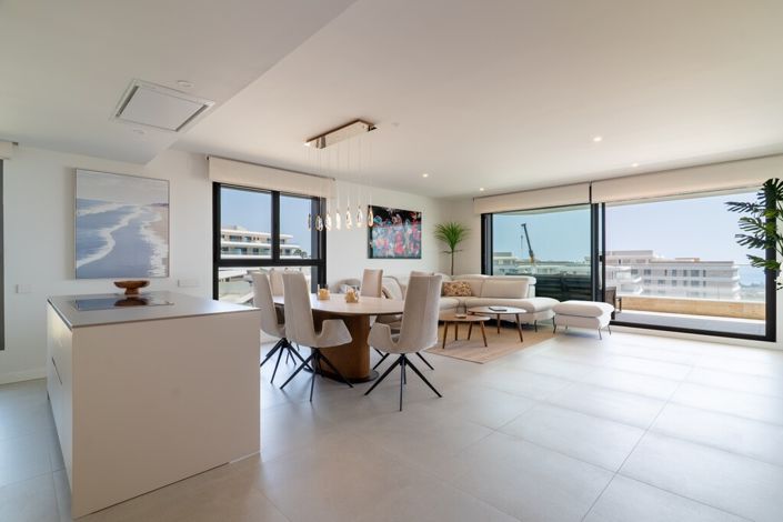 Image No.18-3 Bed Apartment for sale