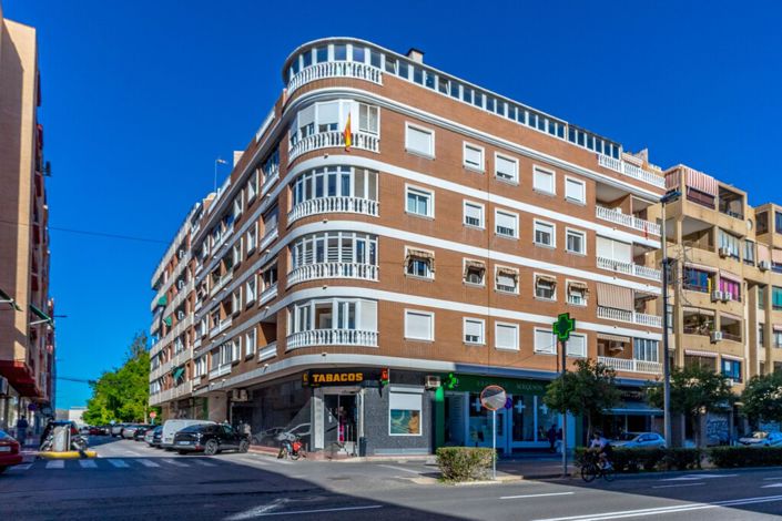 Image No.2-Propriété de 3 chambres à vendre à Torrevieja