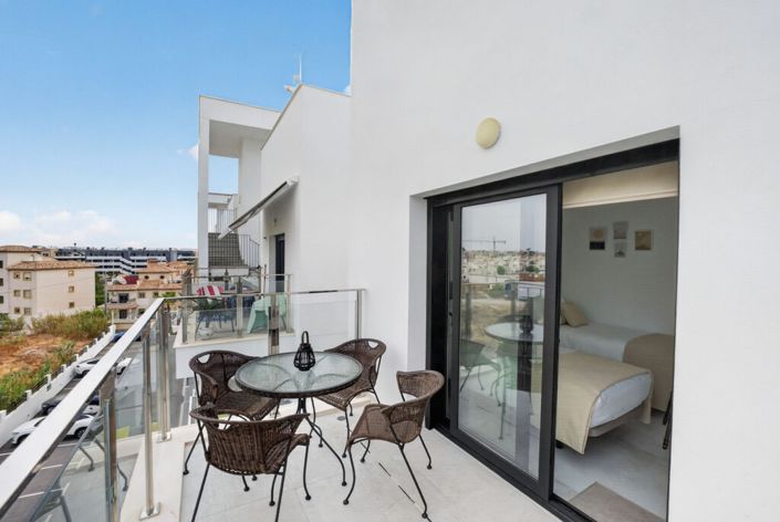 Image No.29-2 Bed Property for sale