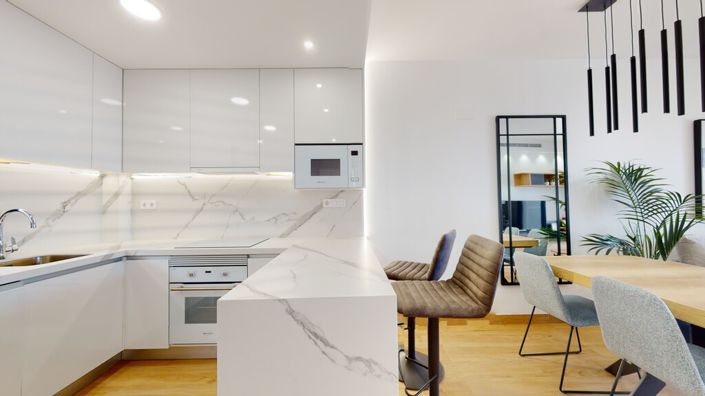 Image No.2-2 Bed Property for sale