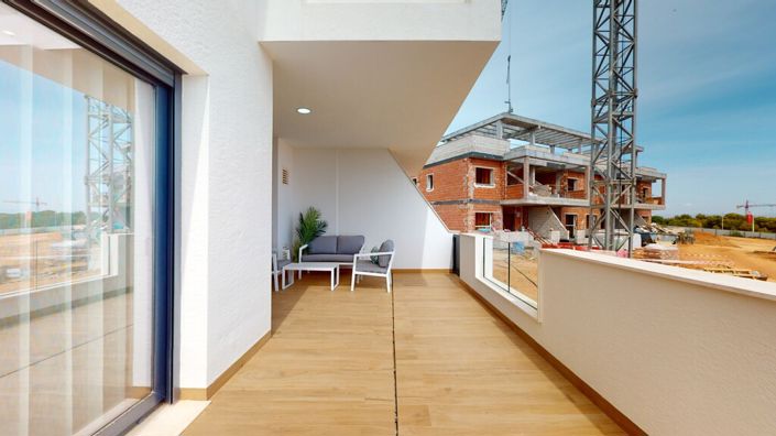 Image No.36-2 Bed Property for sale