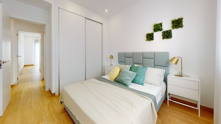 Image No.41-2 Bed Property for sale