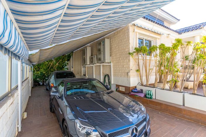 Image No.32-5 Bed Villa for sale