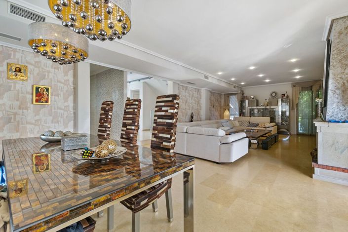 Image No.6-5 Bed Villa for sale