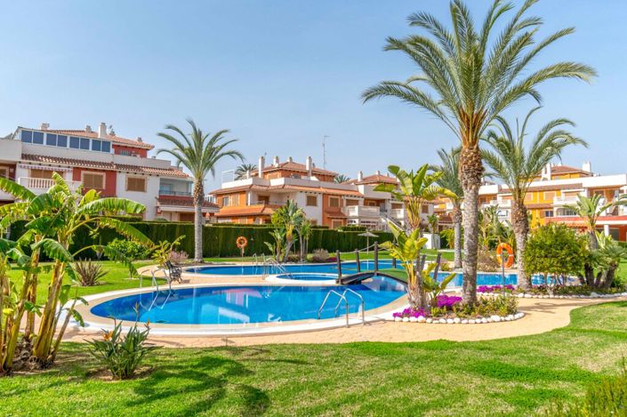 Image No.30-2 Bed Property for sale