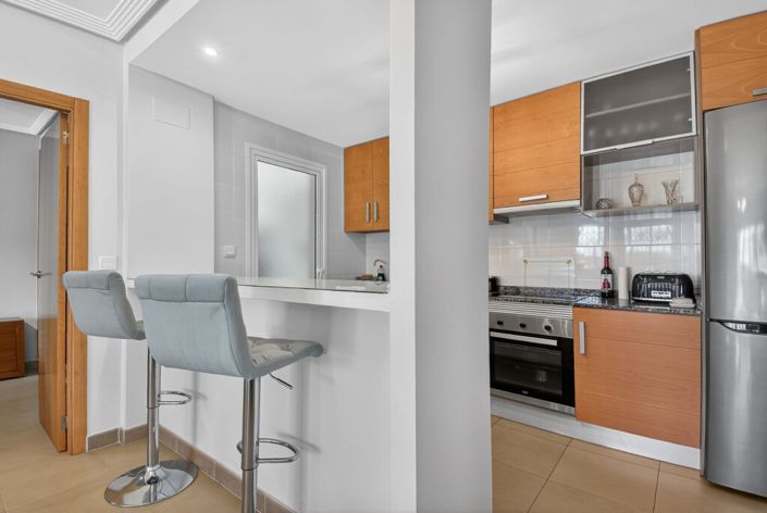 Image No.8-2 Bed Property for sale