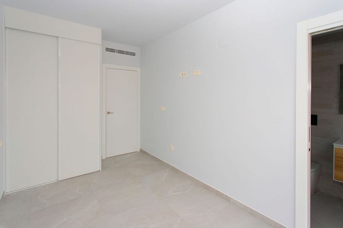 Image No.10-Appartement de 2 chambres à vendre à Torrevieja