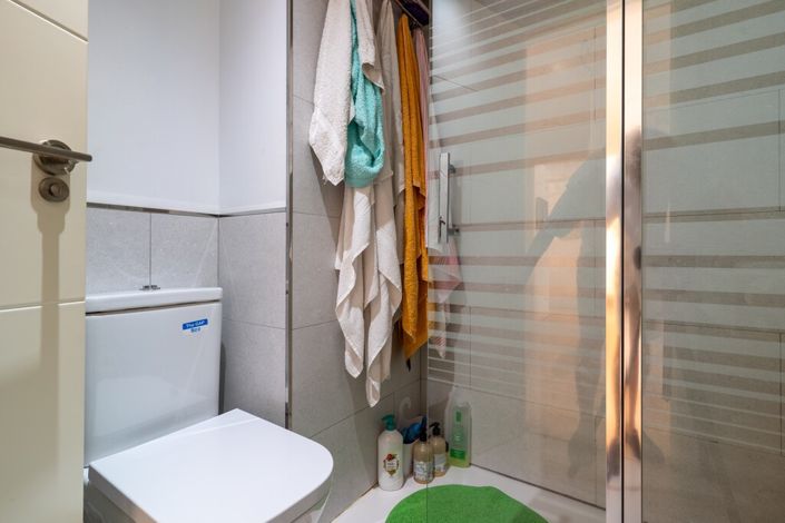 Image No.11-3 Bed Apartment for sale