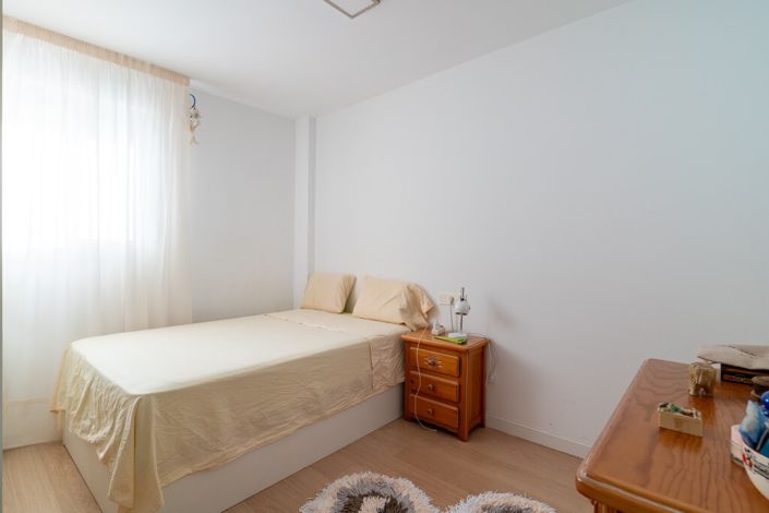 Image No.9-3 Bed Apartment for sale