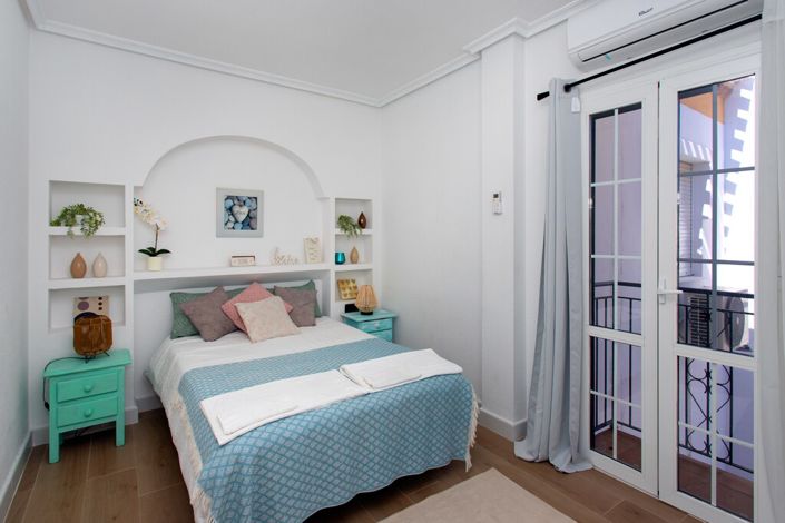 Image No.26-3 Bed Property for sale