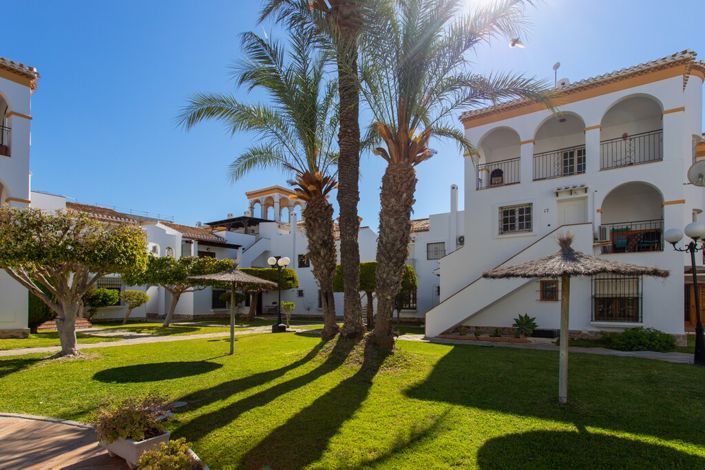 Image No.41-3 Bed Property for sale