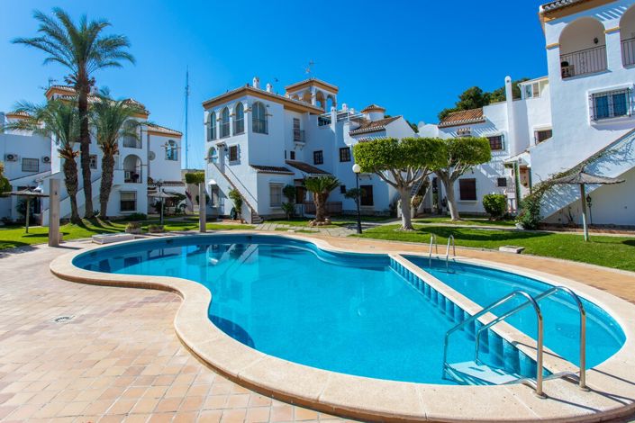 Image No.46-3 Bed Property for sale