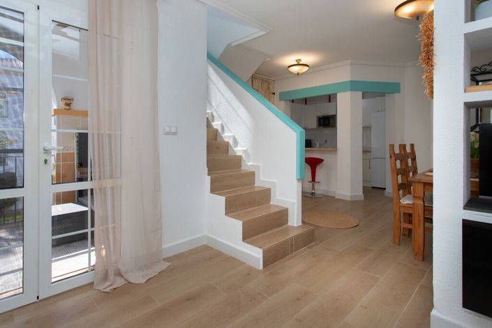 Image No.8-3 Bed Property for sale