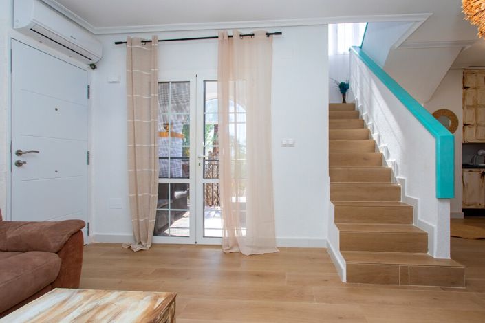 Image No.9-3 Bed Property for sale