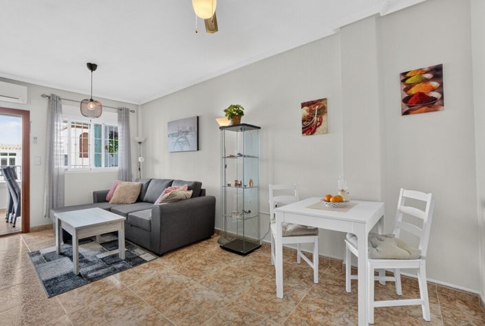 Image No.5-2 Bed Property for sale