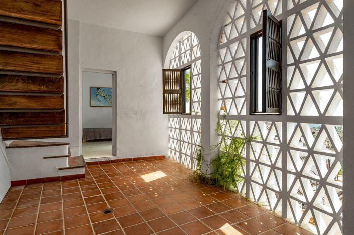 Image No.36-4 Bed Townhouse for sale