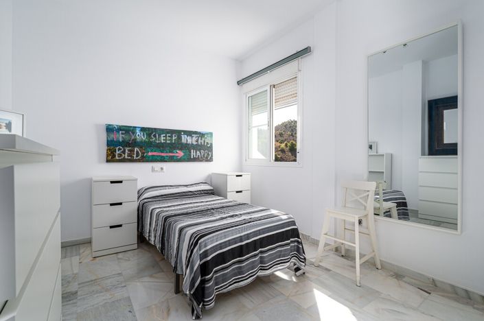 Image No.11-3 Bed Semi-Detached for sale