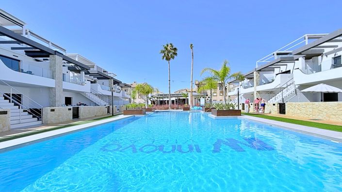 Image No.2-Propriété de 2 chambres à vendre à Torrevieja