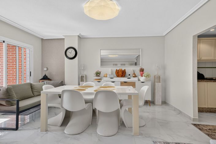 Image No.17-3 Bed Apartment for sale