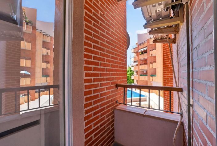 Image No.27-3 Bed Apartment for sale