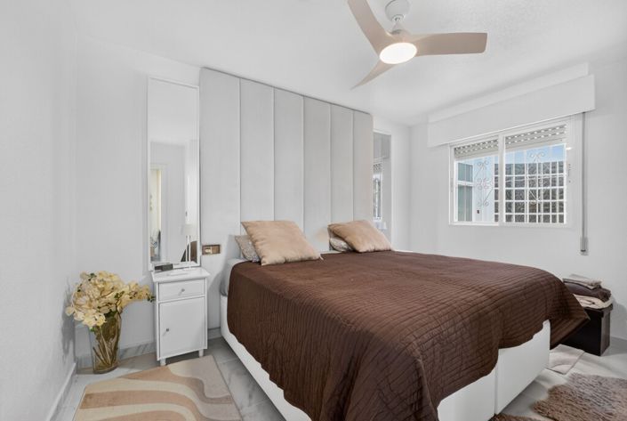Image No.3-3 Bed Apartment for sale