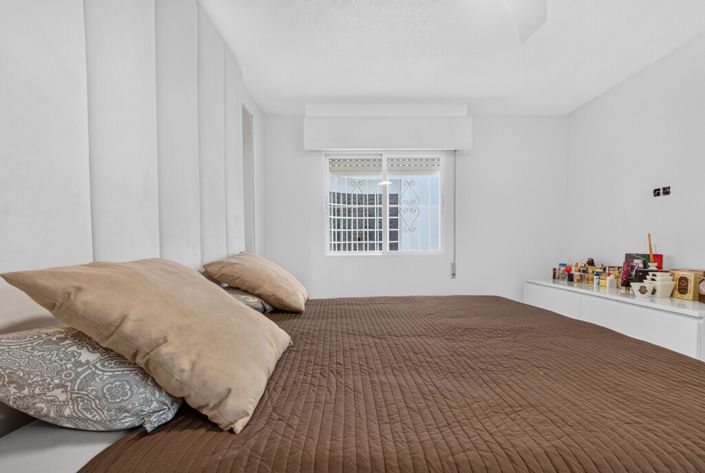 Image No.5-3 Bed Apartment for sale