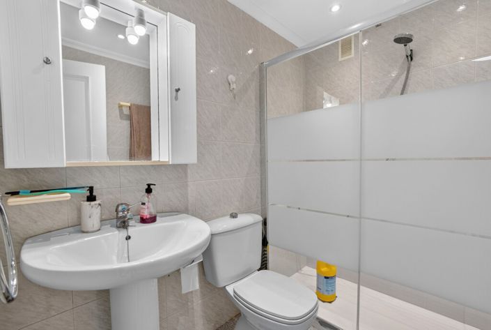 Image No.6-3 Bed Apartment for sale