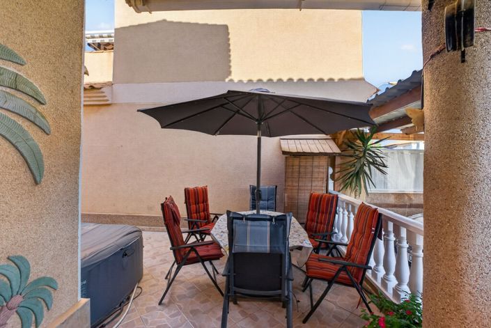 Image No.27-3 Bed Villa for sale