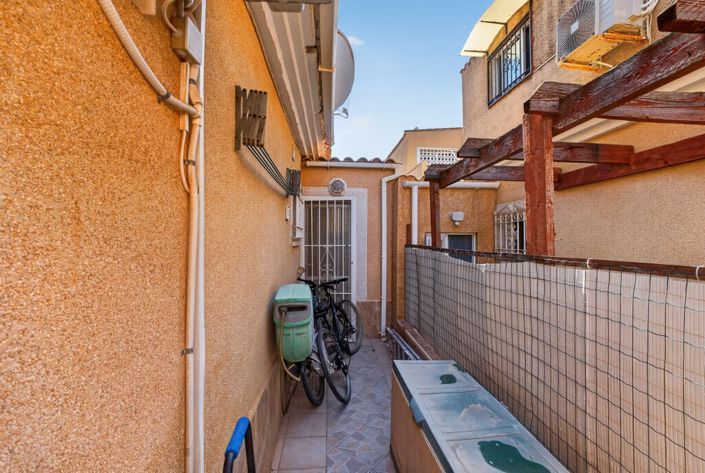 Image No.31-3 Bed Villa for sale