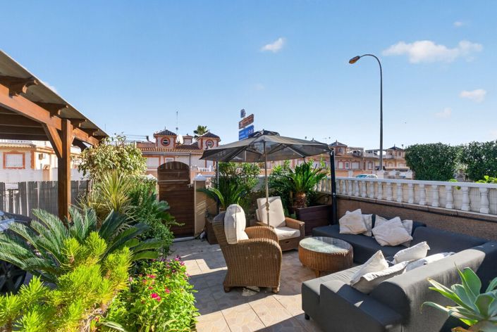 Image No.4-3 Bed Villa for sale