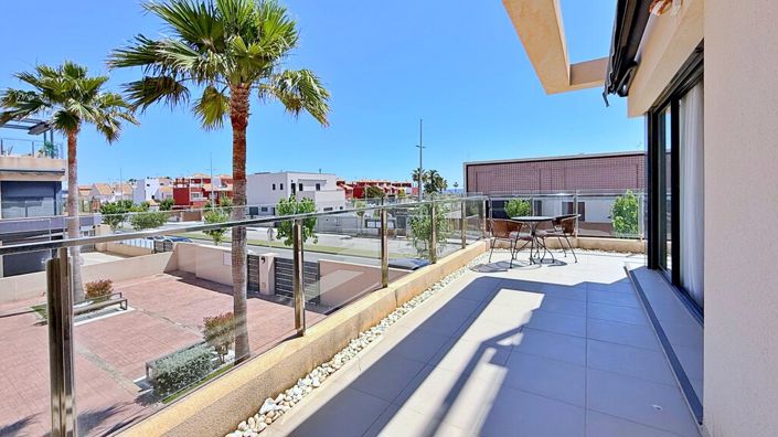 Image No.3-3 Bed Property for sale