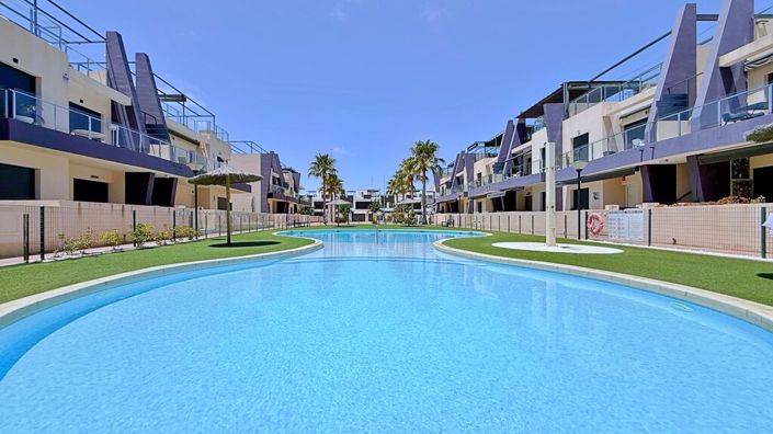 Image No.47-3 Bed Property for sale