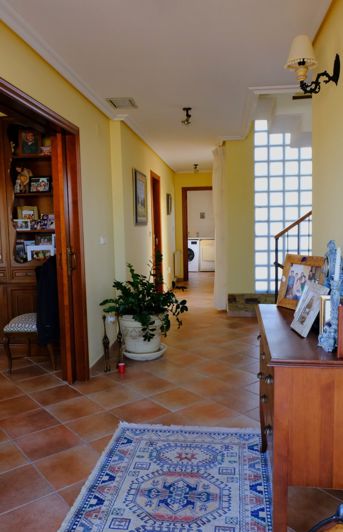 Image No.36-5 Bed Villa for sale